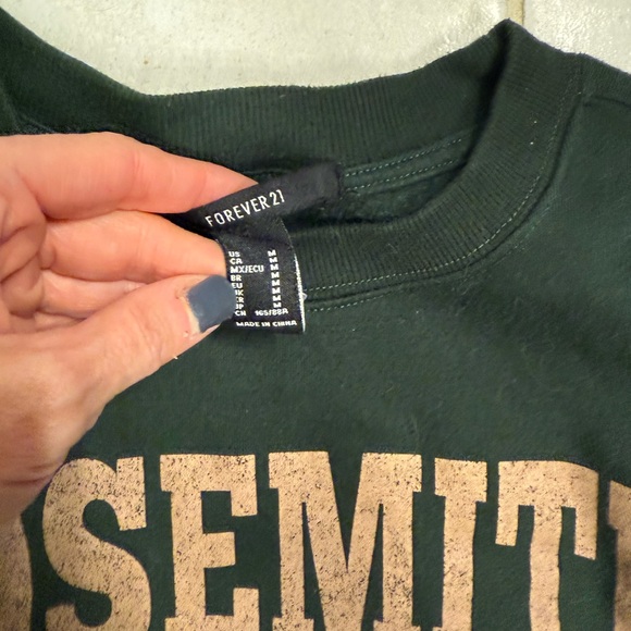 Yosemite National Park Green Sweatshirt - Picture 3 of 3